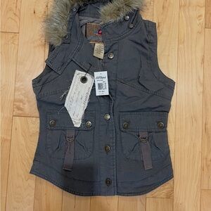 BB Dakota Gray Vest with Faux Fur Trim